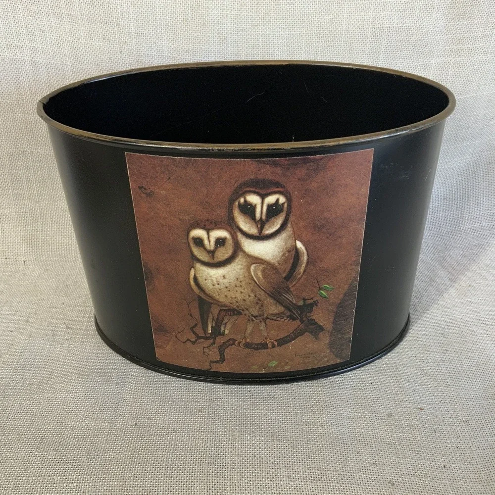 VTG Keller Charles of Philadelphia Owls Metal Desk Trash‎ Can Pen Holder Oval